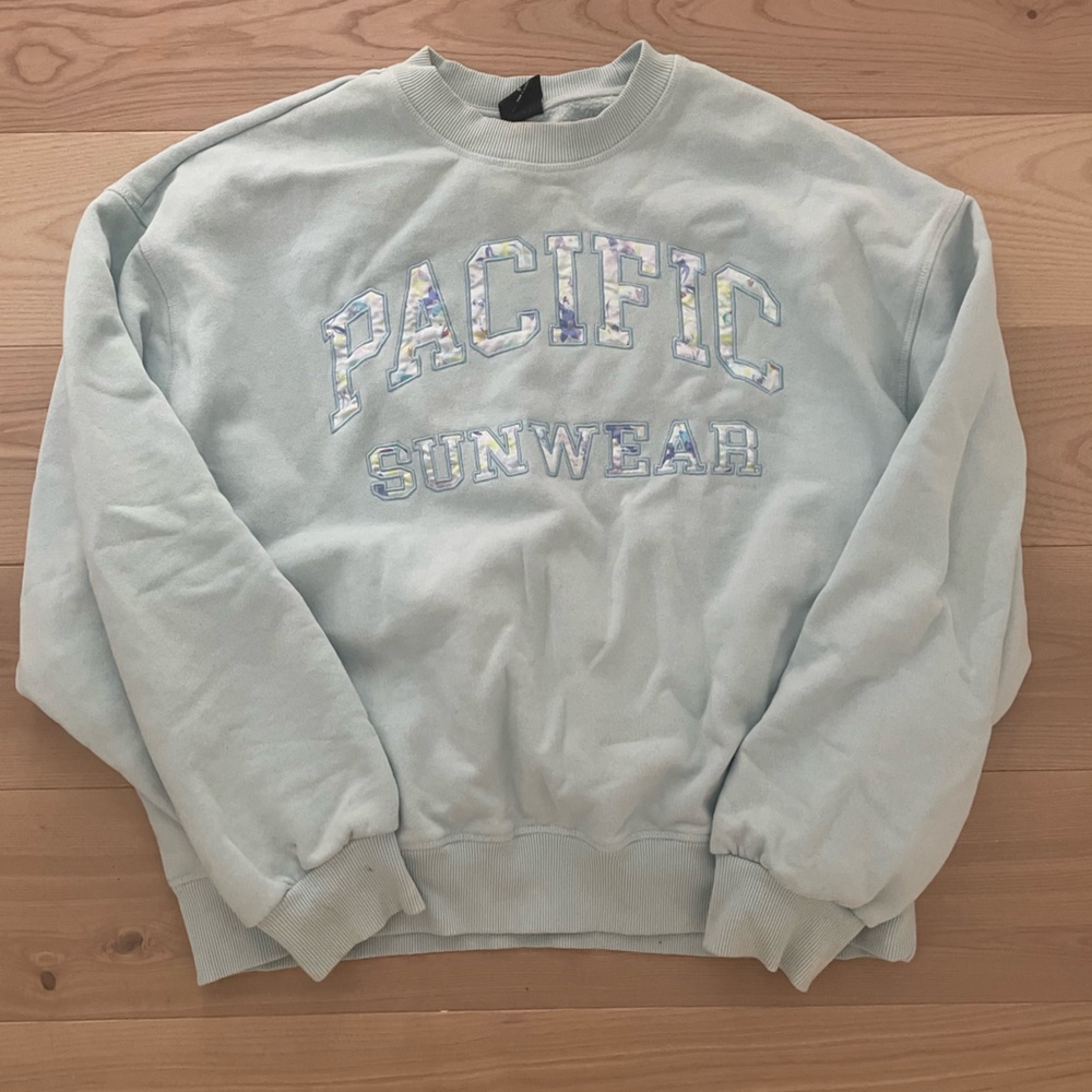EXCLUSIVE Pacsun pacific sunwear crewneck
